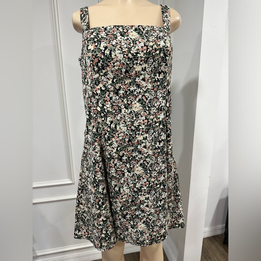 Abercrombie & Fitch Floral Dress - Black, White, Pink